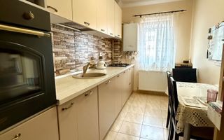 Apartament decomandat, parcare inclusă, zonă verde cu parc privat. - Poză 2
