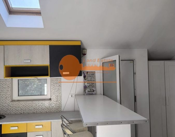 Apartament 2 camere | Mansardă | Parcare | Damaroaia - Poză 7