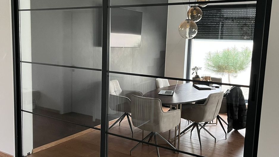 Locuinta individuala exclusivista cu piscina - Dumbravita - Poză 31