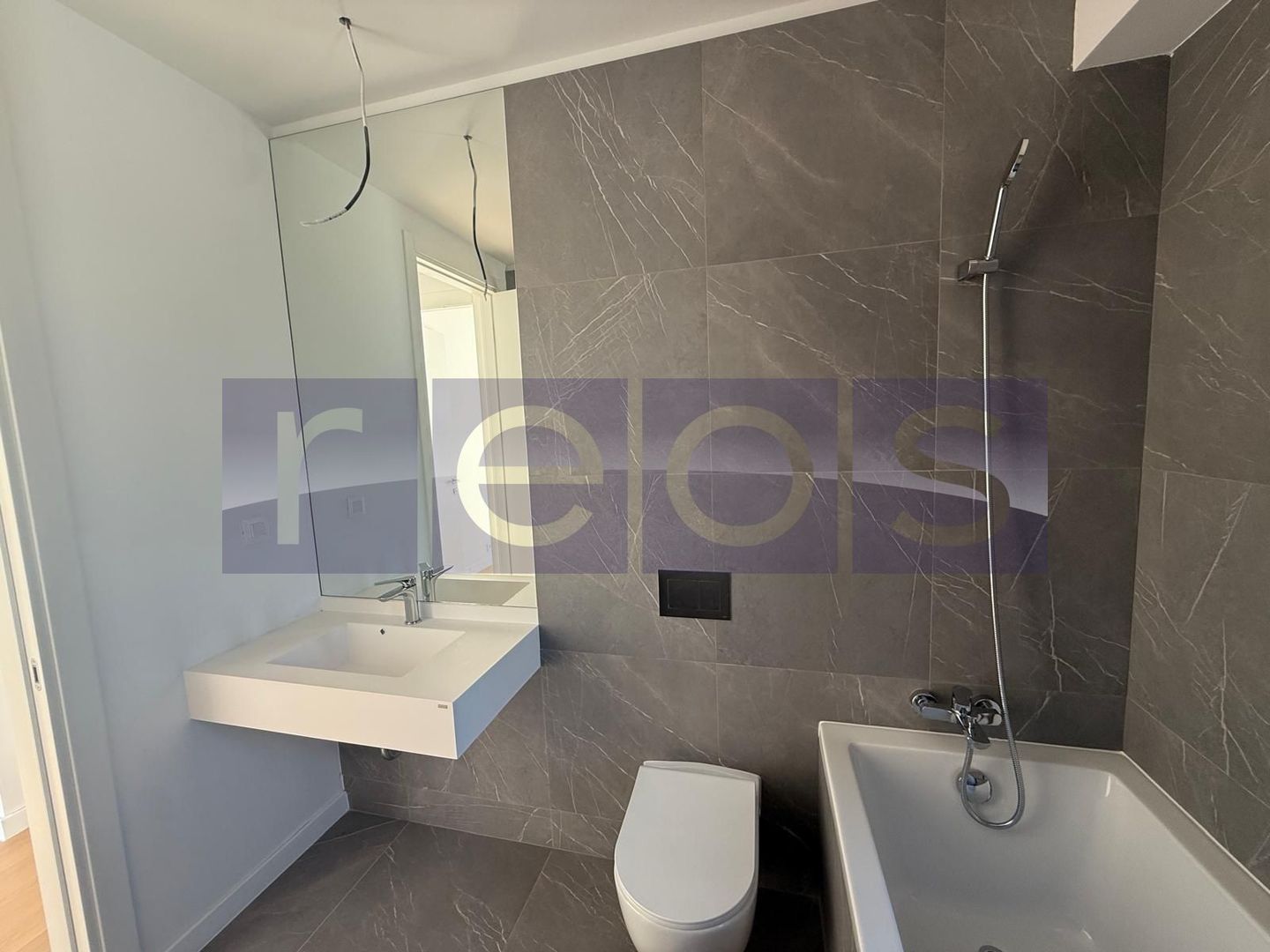 OPORTUNITATE | VANZARE 2 CAMERE | ONE VERDI | 67MP | TERASA | PARCARE - Poză 12