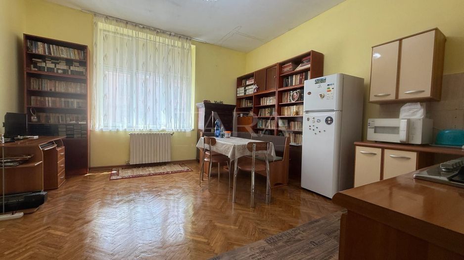 Apartament Ultracentral, confort sporit, Imobil Interbelic. - Poză 2