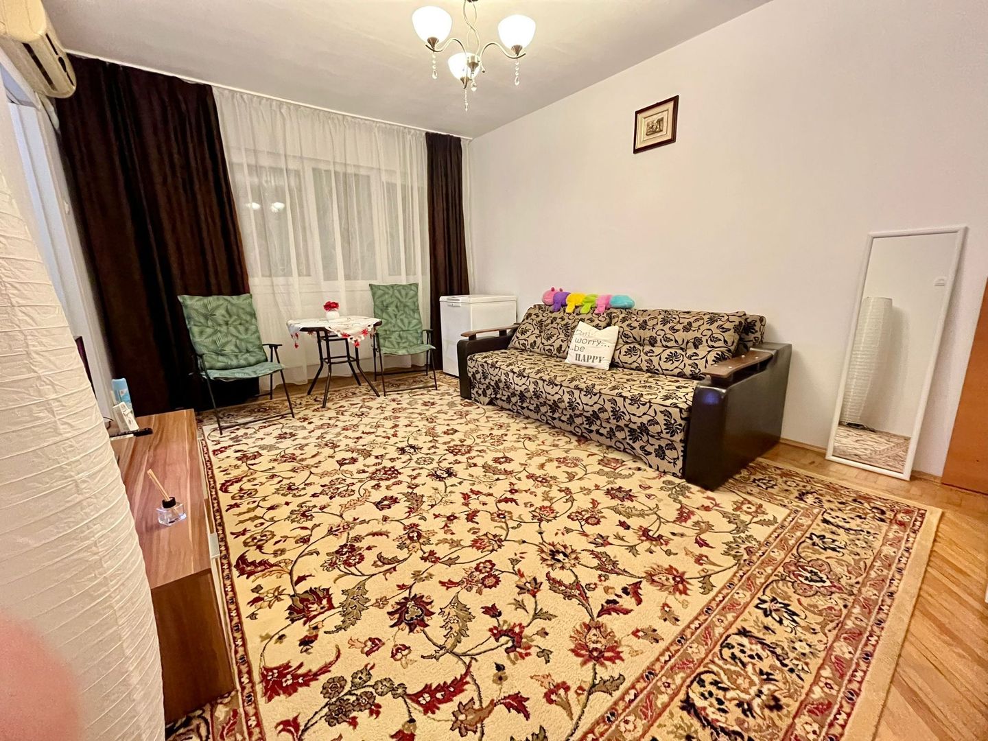 Garsoniera 3 minute Metrou Titan - Poză 2