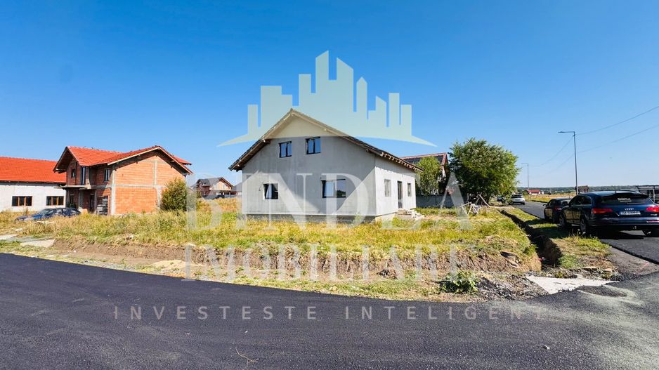 Casa individuala P+ M Pischia 167mp utili, 723mp teren - Poză 1