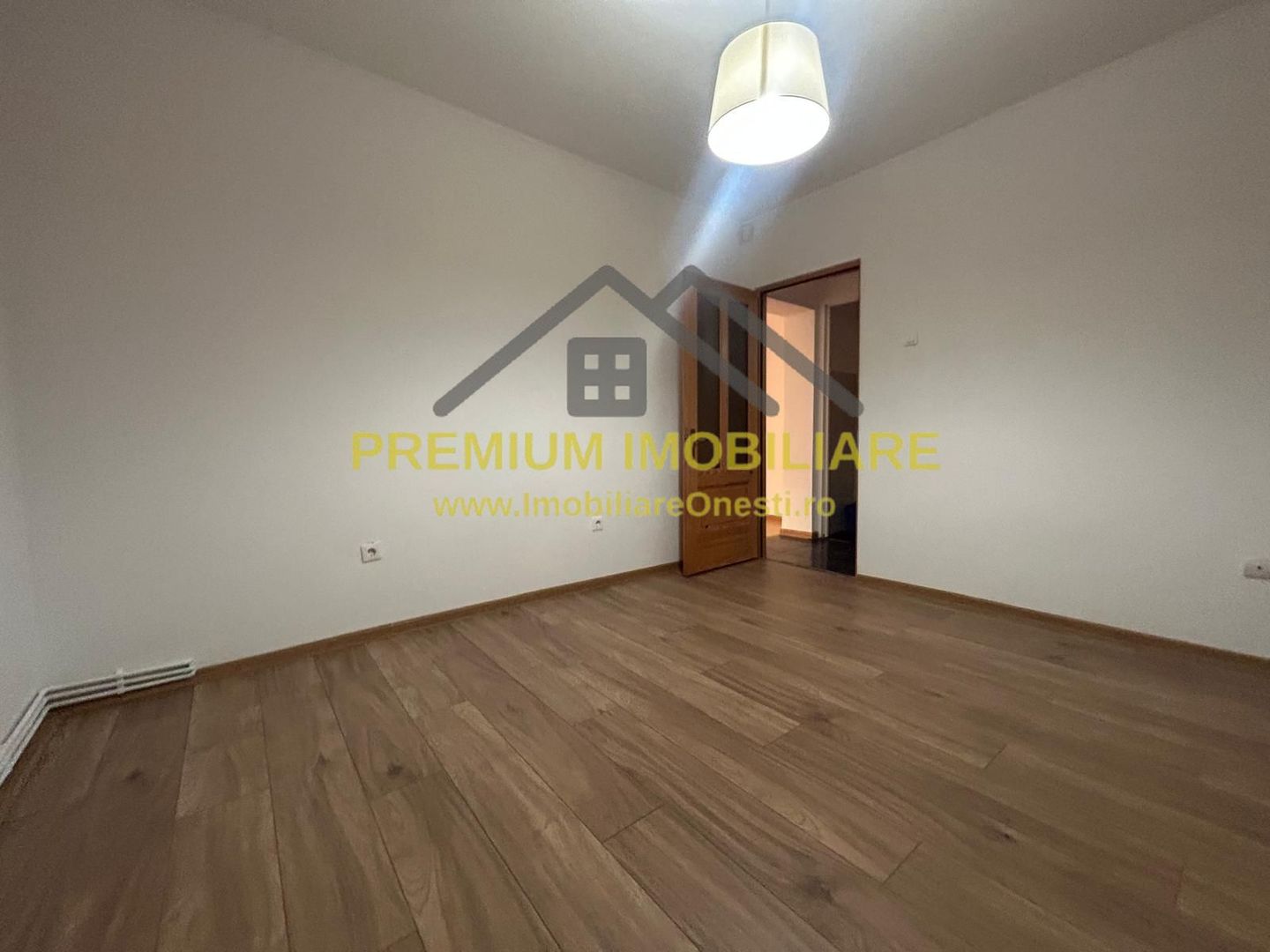Apartament 3 camere, 100 mp, ultracentral – ideal birouri - Poză 12
