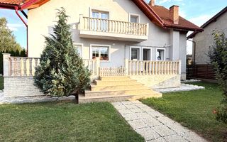 Casă spațioasă și elegantă cu teren  – Sânpetru - Poză 5