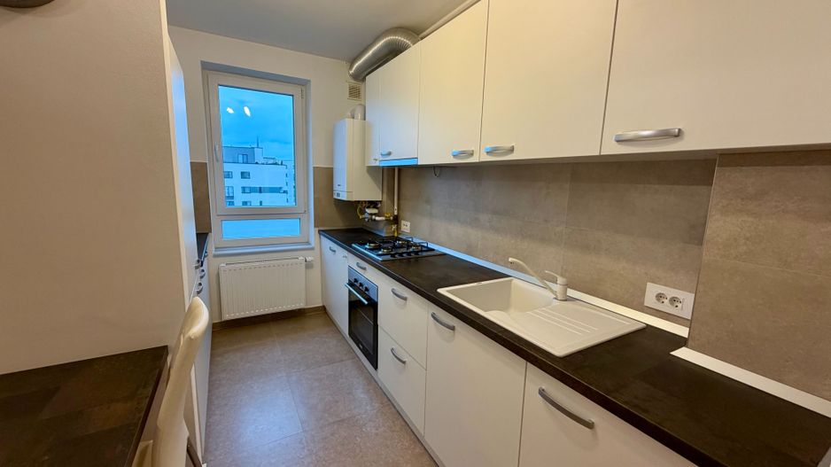 Apartament 2 camere Kasper cu vedere la pietonala - Poză 3