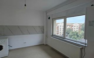 Apartament complet renovat cu scara interioara - Poză 11