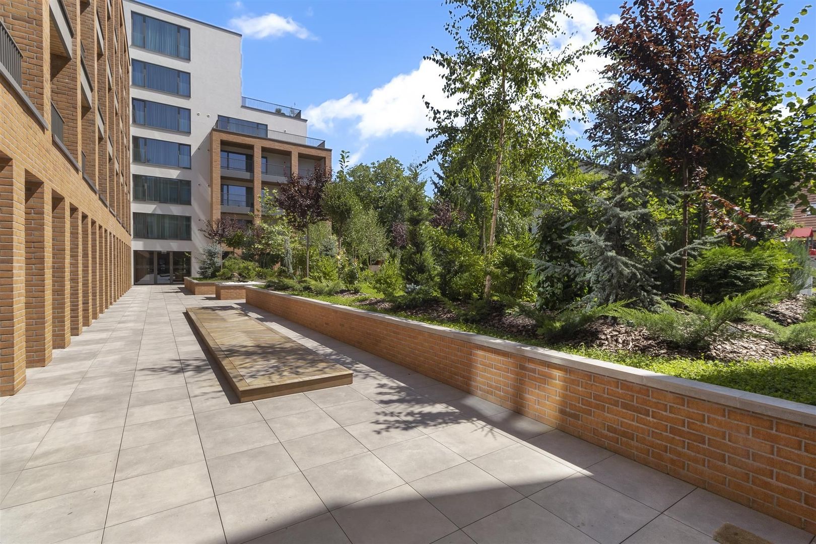 Apartament 25 cam Premium Central | Parcare Subterana si Utilitati incluse - Poză 9