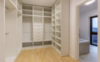 Apartament cu 4 camere de închiriat în zona Alexandru cel Bun - Poză 15