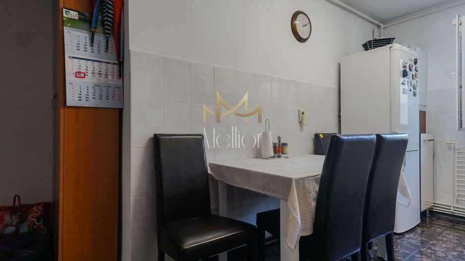 Apartament 3 camere, renovat, etaj intermediar, Manastur, zona Big! - Poză 3