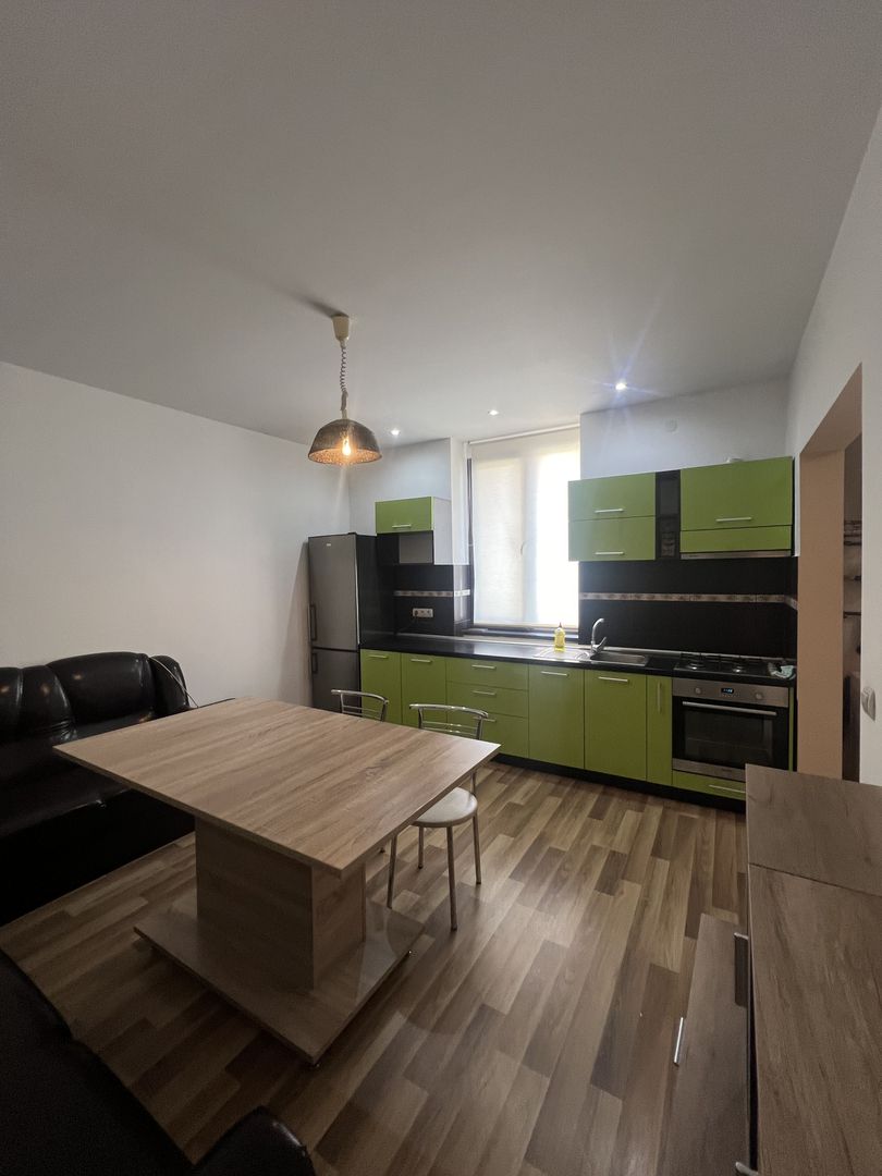 Apartament spațios 2 camere - zona Traian - Poză 2