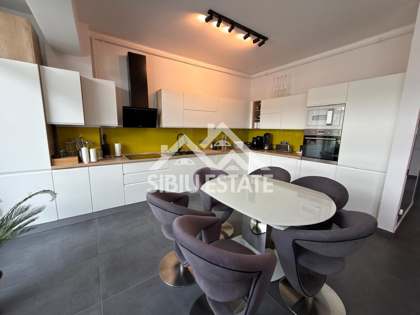 Penthouse exclusivist, terasă ,parcare subterană, Doamna Stanca - Poză 5