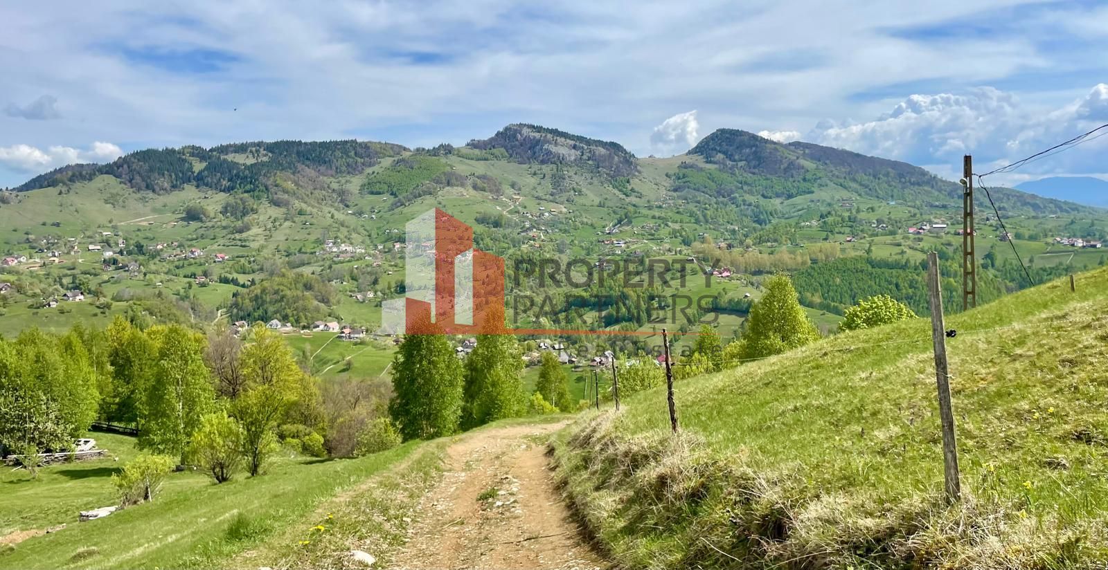 Teren in sat Pestera, comuna Moeciu. - Poză 8