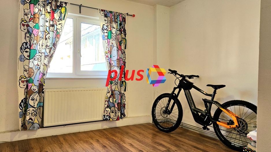 Apartament cu trei camere, zona Racadau 70 mp - Poză 9