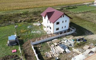 Casa individuala | Cristian | 5 camere | 160mpu | 610 Teren Liber - Poză 4