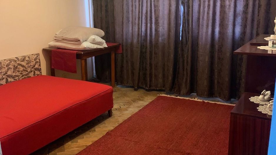 ofer spre vanzare apartament 3 camere zona Splai Mihai Viteazul, etaj - Poză 9