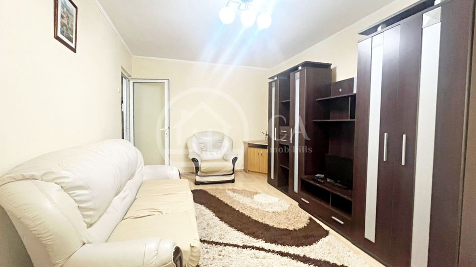 Apartament cu 3 camere de inchiriat in zona Rogerius, Oradea - Poză 2