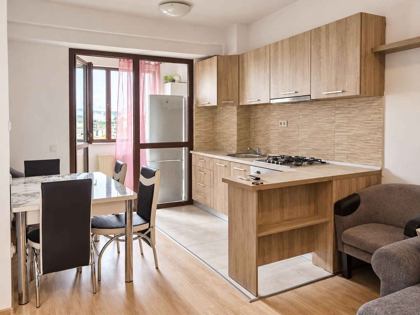 Apartament 2 camere SD 40 mp Central Lazar Residence 129000 euro - Poză 1