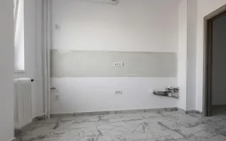 Apartament 3 camere P-ta Victoriei Titulescu | Renovat | 1976 - Poză 13