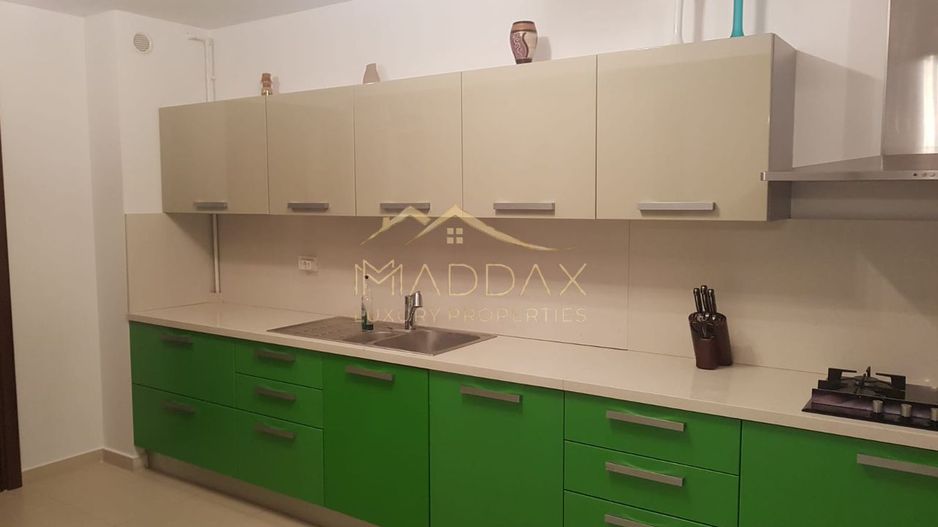 Apartament cu 3 camere *140mp*// 2 locuri de parcare // Nordului - Poză 8