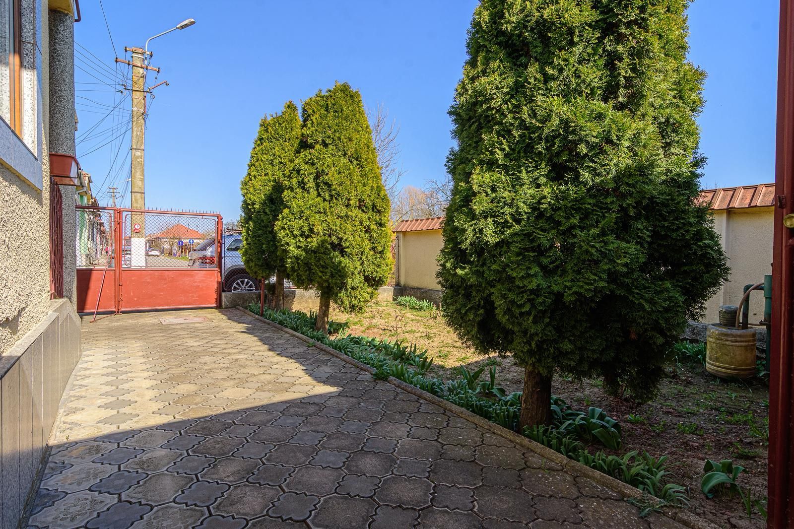 Casa in Lugoj pe Str. Nuferilor - Poză 3