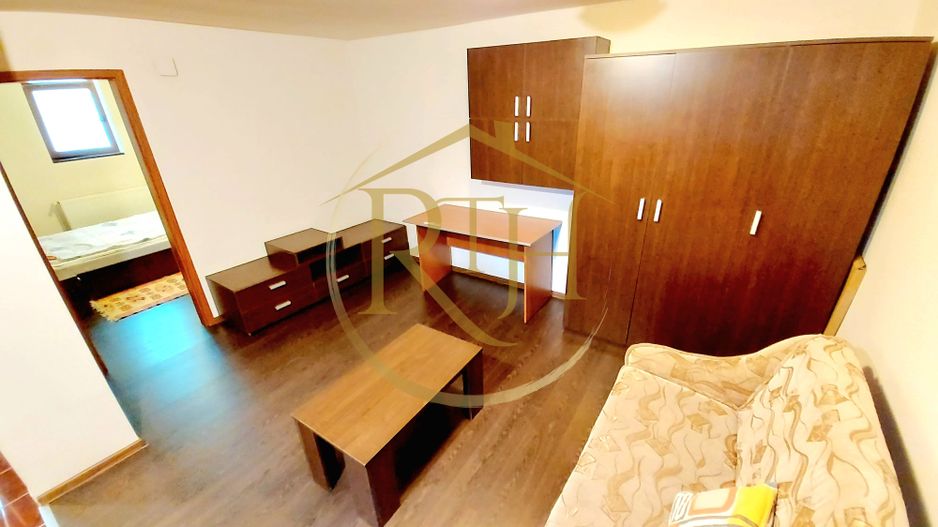 Oferim spre inchiriere, 2 camere, centrala proprie, parcare, Complex - Poză 2