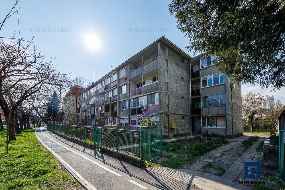 Bd CD LOGA Închiriere Apartament 2 camere decomandat, mobilat utilat, 340 euro - Poză 15