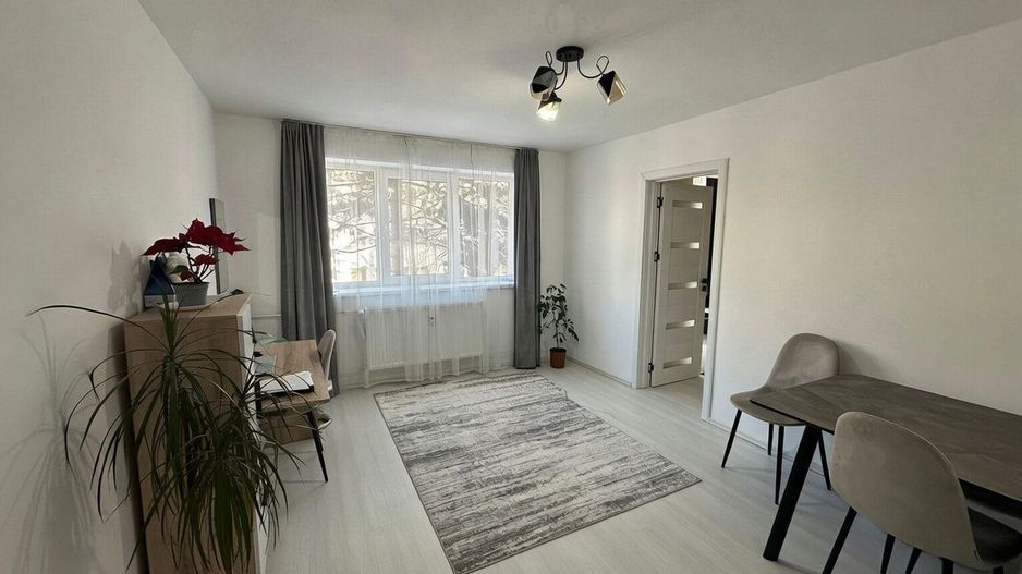 Apartament 2 camere | Etaj 2 | Radauti - Poză 1