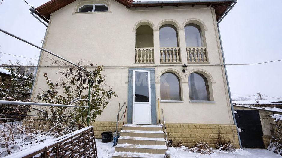 Casă de vânzare, 8 ari, Botanica - Poză 2