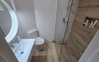 Casa 3 Camere Zona Centru, Complet Renovata si Mobilata - Poză 8