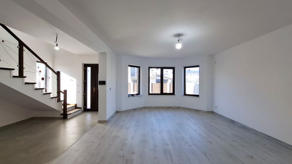 Vila P+1E, cu 5 camere, Paulesti - Poză 3