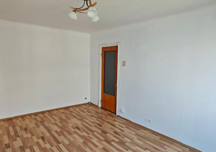 Apartament 3 camere la 7 minute Metrou Sudului, Piața Străduintei - Poză 10