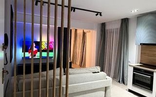 Apartament 2 camere ,bloc ou , curte proprie - Poză 1