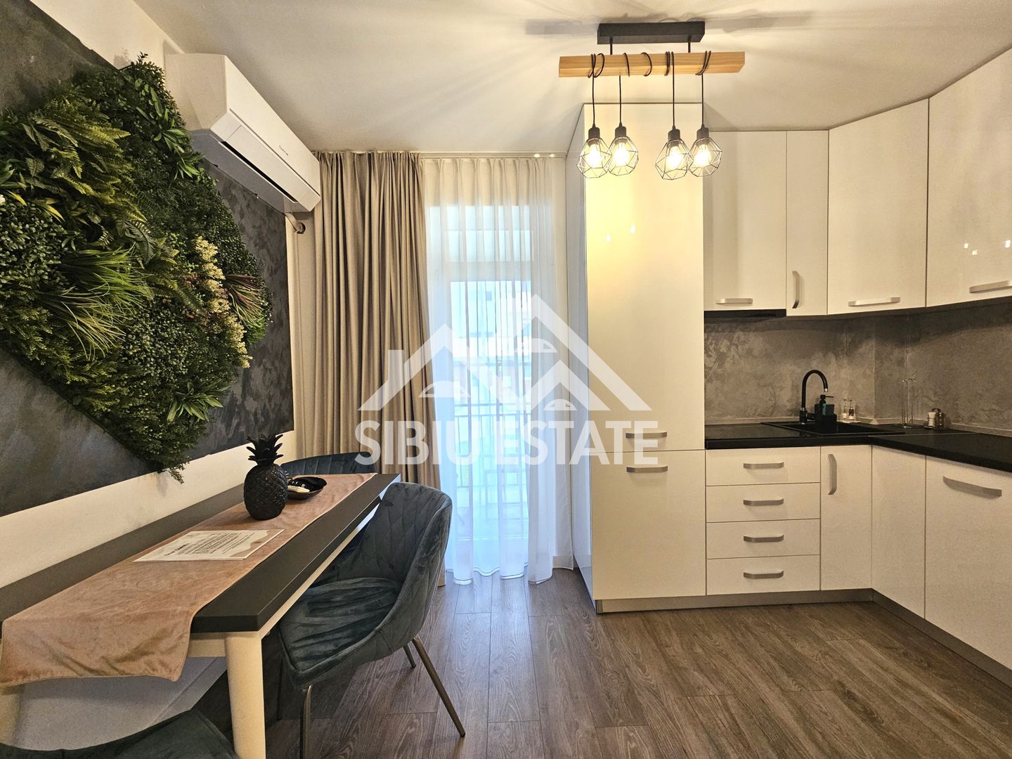 Apartament modern 2 camere Sibiu 2 parcari - Poză 2