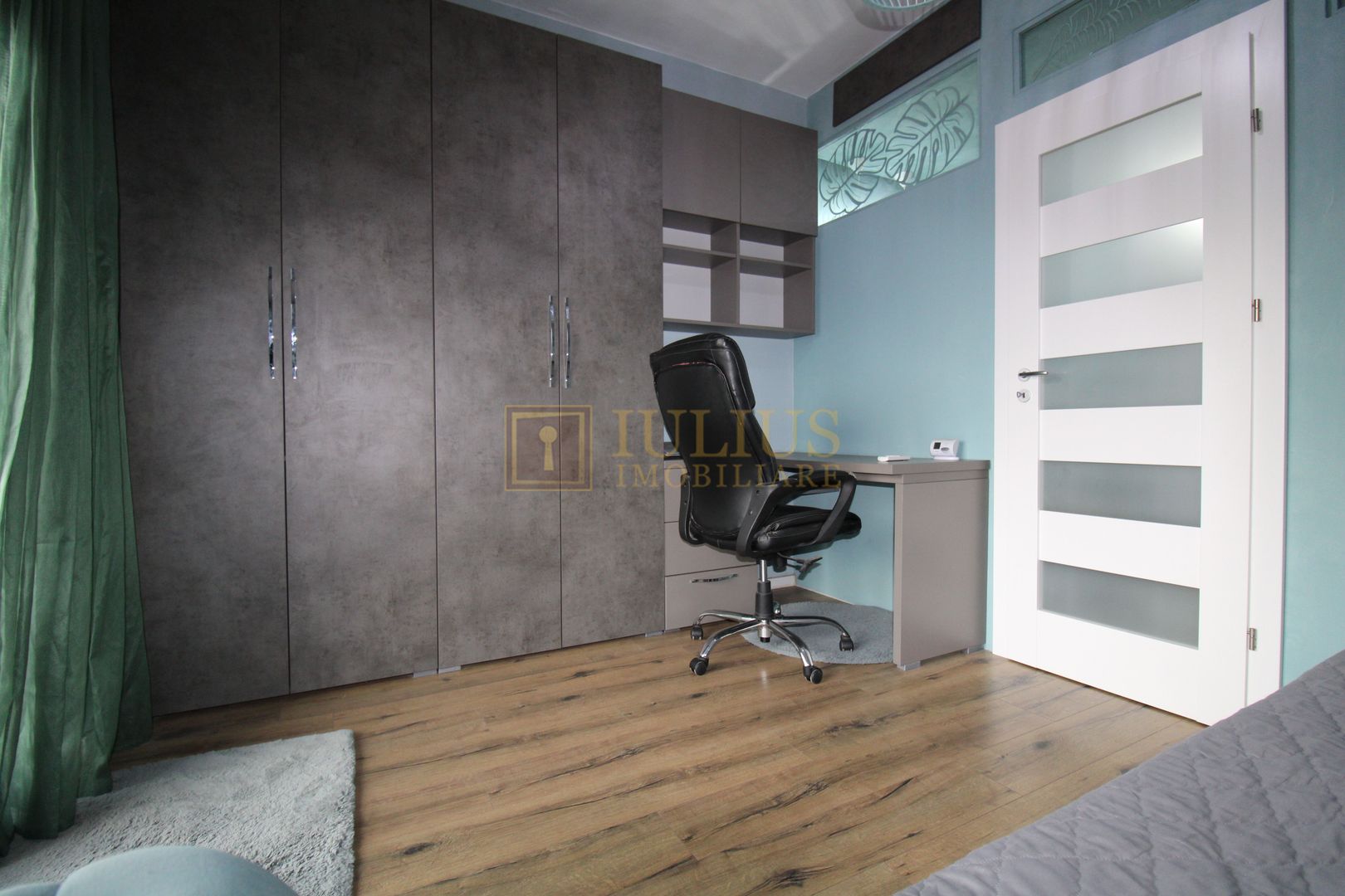 Zona Remus Radulet, 2 camere, centrala proprie - Poză 9