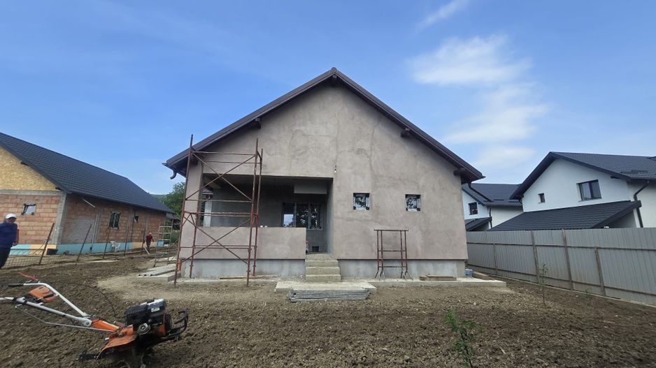 Casă Nouă Modernă de Vânzare –Sărata, Bacău,Confort, Spațiu și Liniste - Poză 6