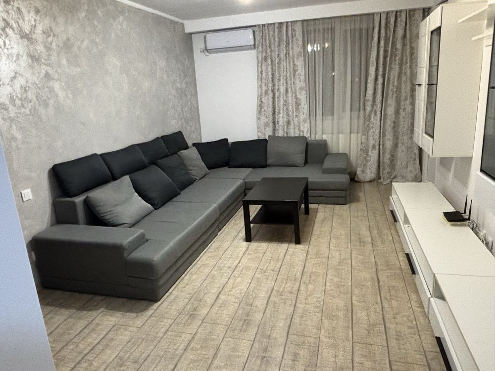 Apartament 3 camere mobilat lux, parcare inclusă, pet friendly, lângă metrou - Poză 1