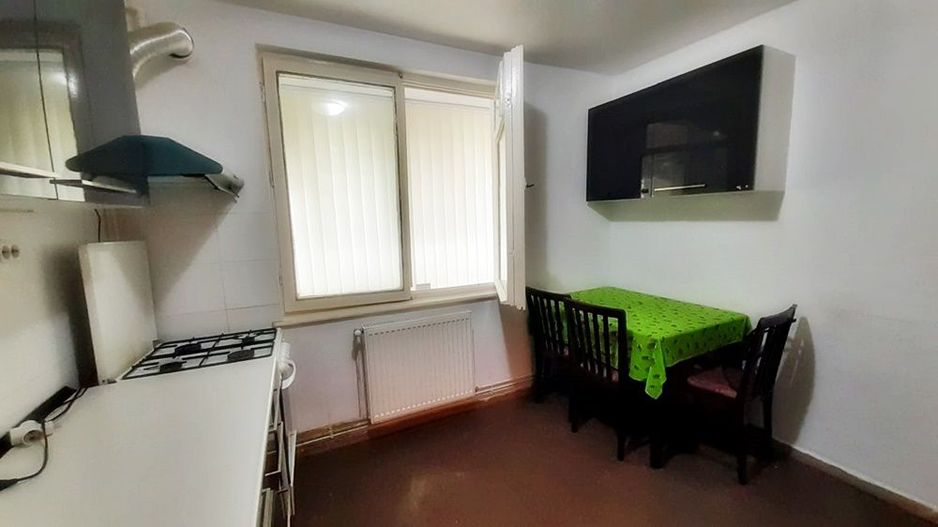 B-dul Victoriei apartament cu 3 camere,  zona foarte linistita, 90000 euro - Poză 14