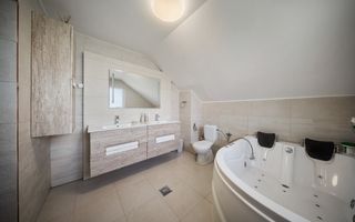 Vila individuala cu teren de 516 mp! Se vinde la cheie! - Poză 9