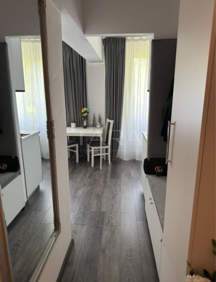 Apartament in zona de case, imobil nou, finisat, complet mobilat. - Poză 3