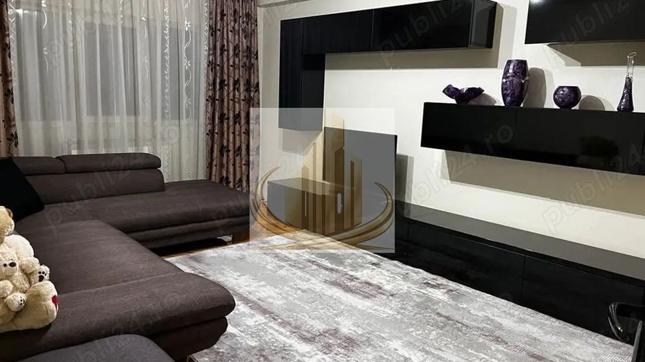 Apartament 3 camere, decomandat, zona Lunei - Poză 1