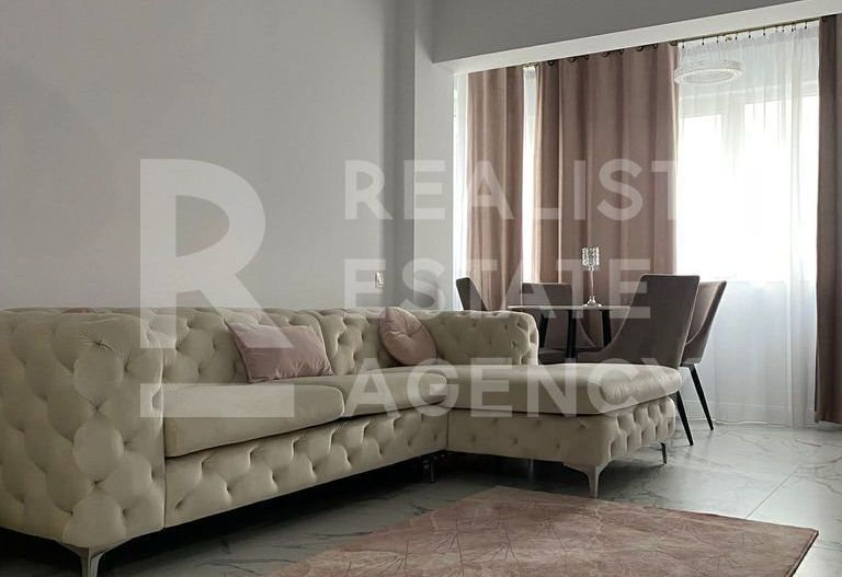 Vânzare, apartament 2 camere, zona Titan - Poză 2