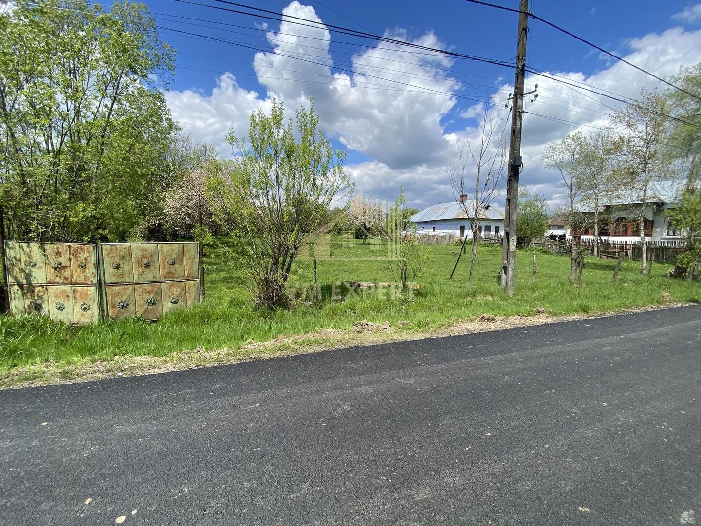 CASA CU TEREN 4000 MP, LA 5 MINUTE DE CENTRU CAMPULUNG - Poză 7