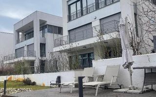 Vila P+2 Cu vedere si deschidere la lac - Poză 15