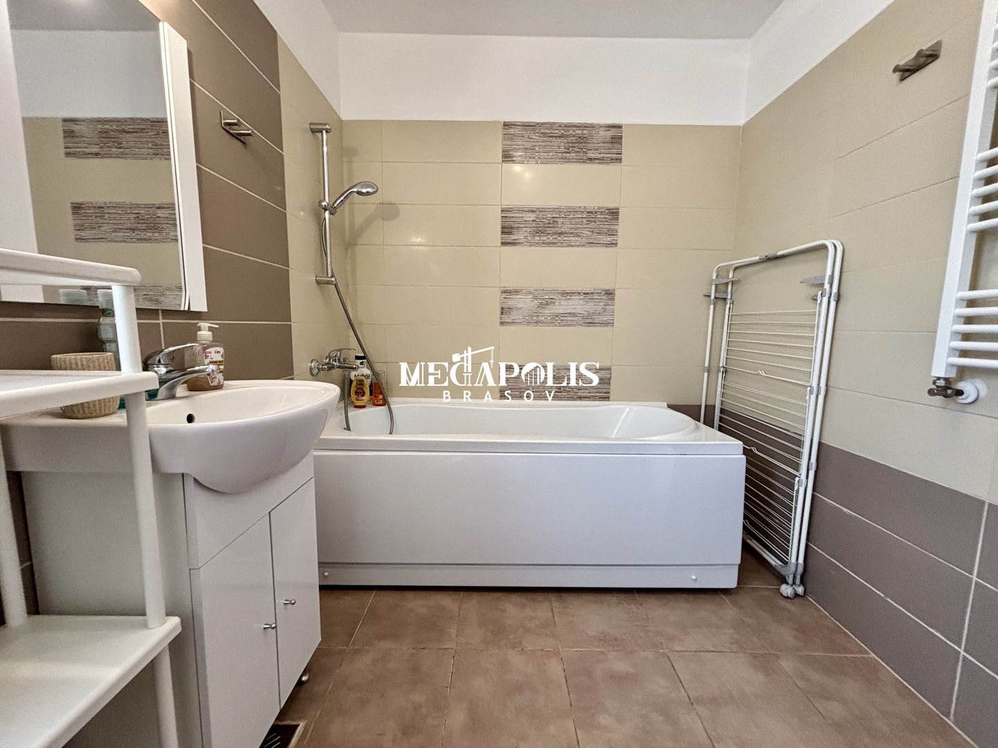 Casă 3 camere | Garaj | Terasă Amenajată | Pet-Friendly | Hărman - Poză 20