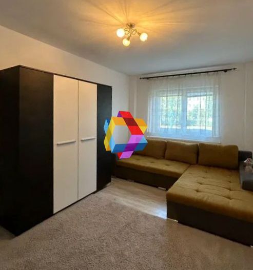 Apartament 4 camere de vânzare - zona Florilor/Craiter - 80 mp - plus-imo.ro - Poză 1