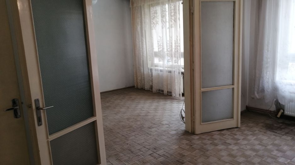 2 camere zona pietei Tractorul - Poză 3