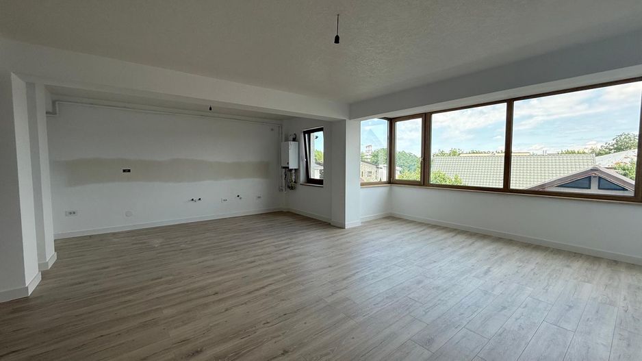 Titan- Bloc boutigue- apartament 2 camere -living generos - Poză 9
