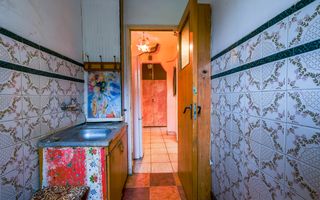 Oportunitate! 3 camere cu boxă și balcon langa  Piața Progresul - Poză 10