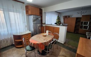 Apartament 2 camere Hanul Haiducilor | Etaj 1 | Boxa - Poză 2